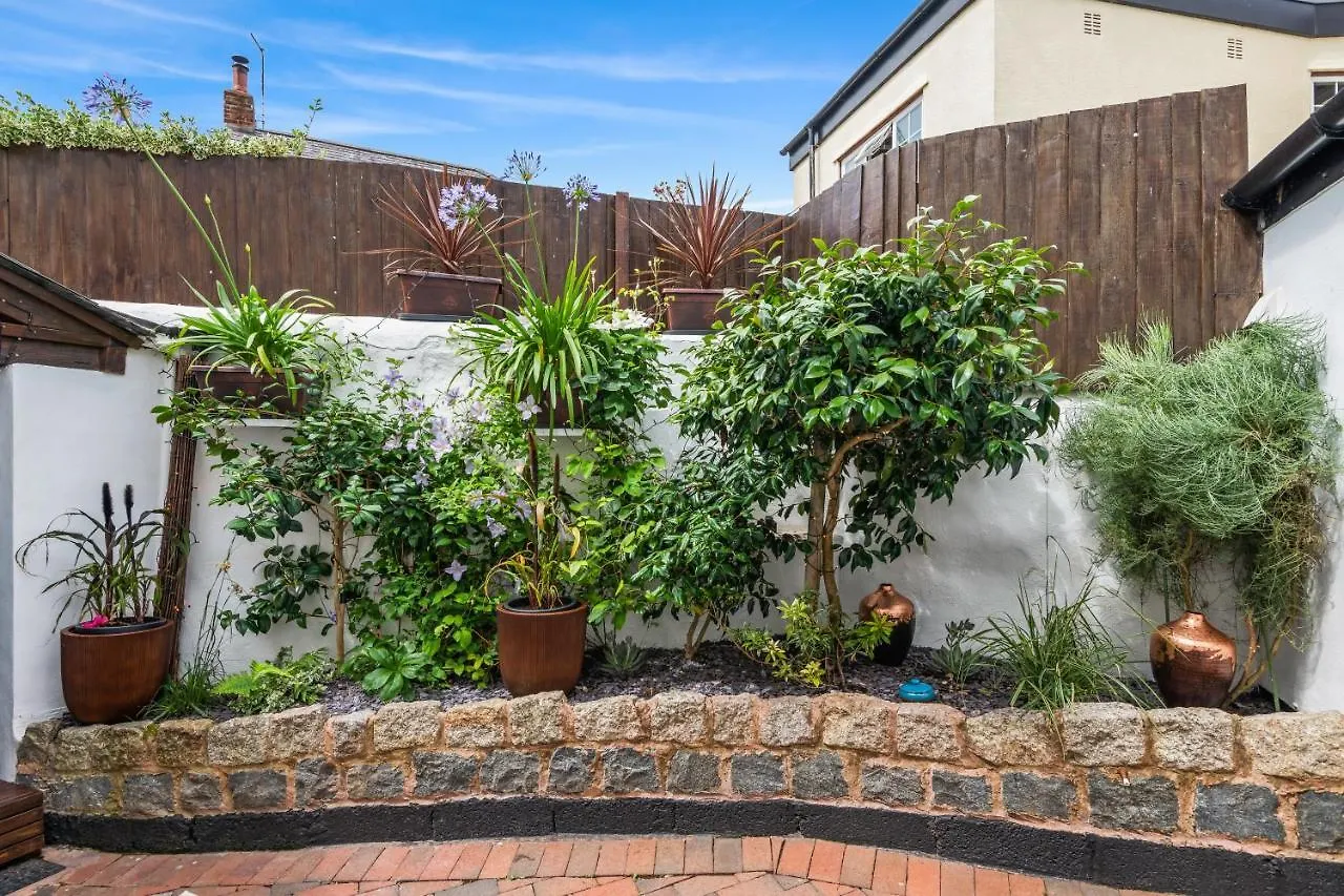 Cramwell Cottage, The Ley Arms Exeter
